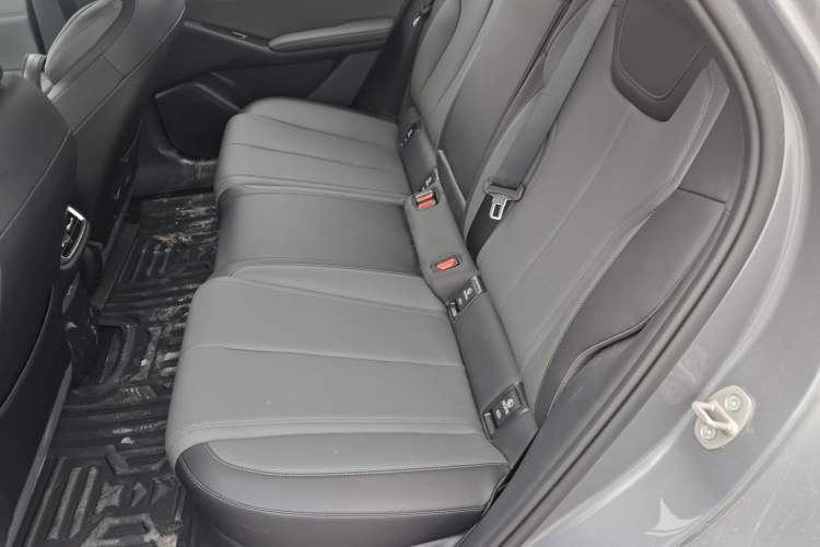 Used BYD Qin L 2025 EV 545KM Beyond Version Interior 4