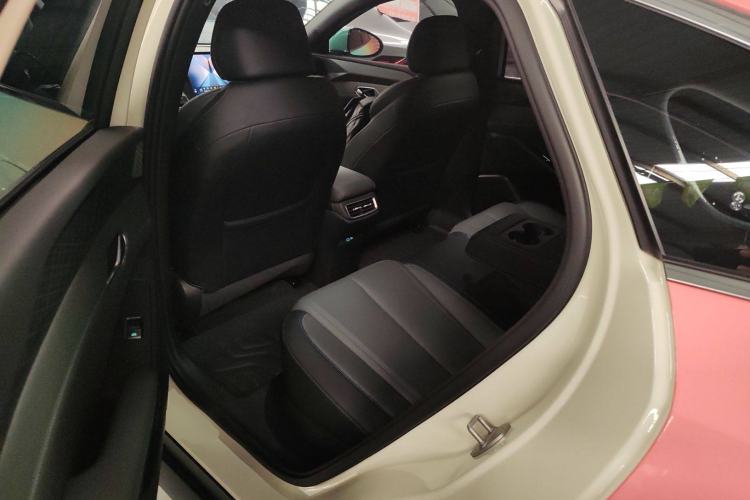 Used BYD Qin L 2025 EV 545KM Beyond Version Interior 4