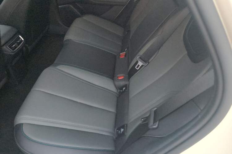 Used BYD Qin L 2025 EV 545KM Beyond Version Interior 4