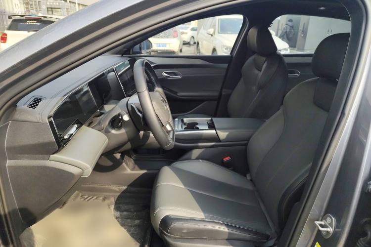 Used BYD Qin L 2025 EV 545KM Beyond Version Left Front Seat