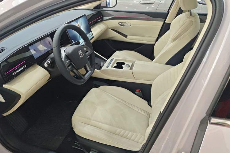 Used BYD Qin L 2025 EV 545KM Cloud Suspension Edition Left Front Seat