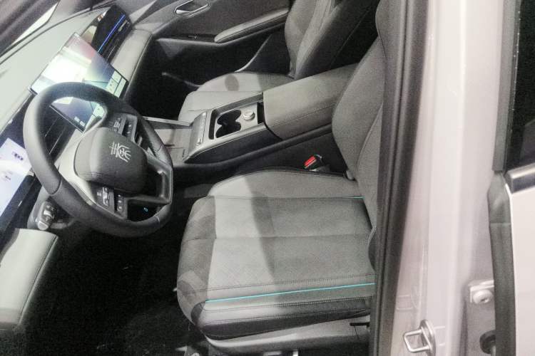 Used BYD Qin L 2025 EV 545KM Cloud Suspension Edition Left Front Seat