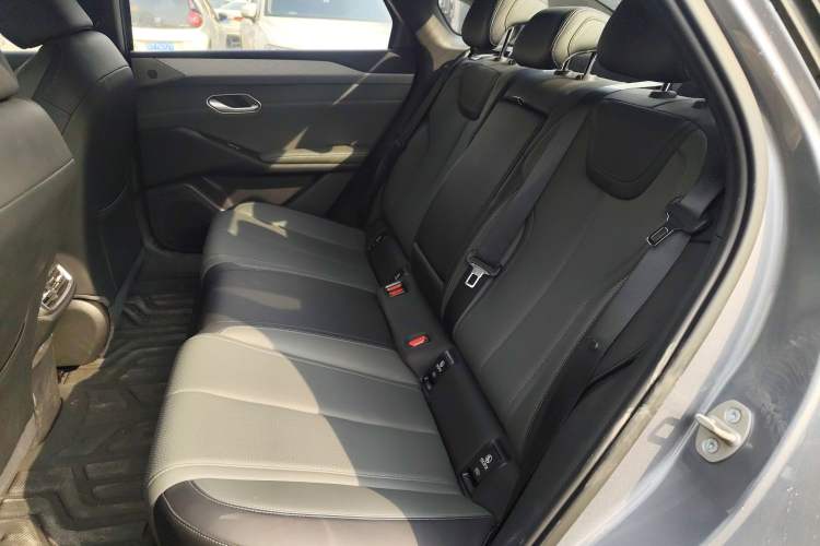 Used BYD Qin L 2025 EV 545KM Beyond Version Left Rear Seat