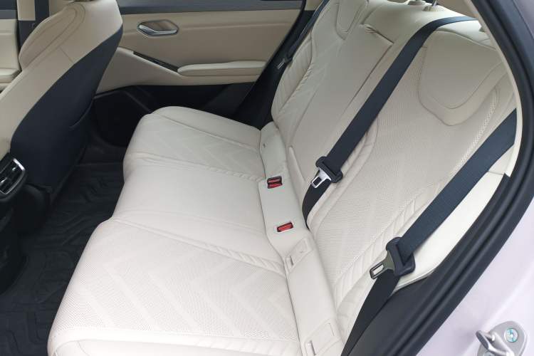Used BYD Qin L 2025 EV 545KM Cloud Suspension Edition Left Rear Seat
