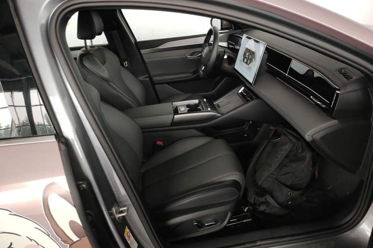 Used BYD Qin L 2025 EV 545KM Excellence Edition Right Front Seat