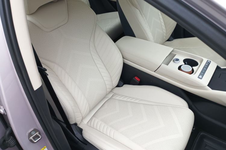 Used BYD Qin L 2025 EV 545KM Cloud Suspension Edition Right Front Seat
