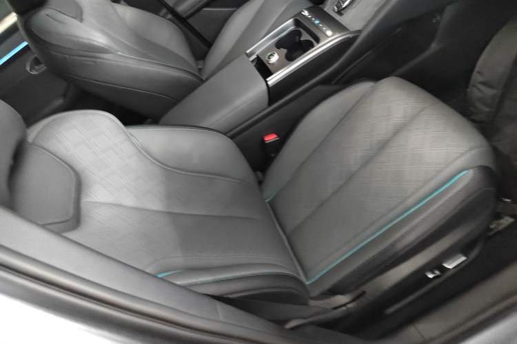 Used BYD Qin L 2025 EV 545KM Excellence Edition Right Front Seat