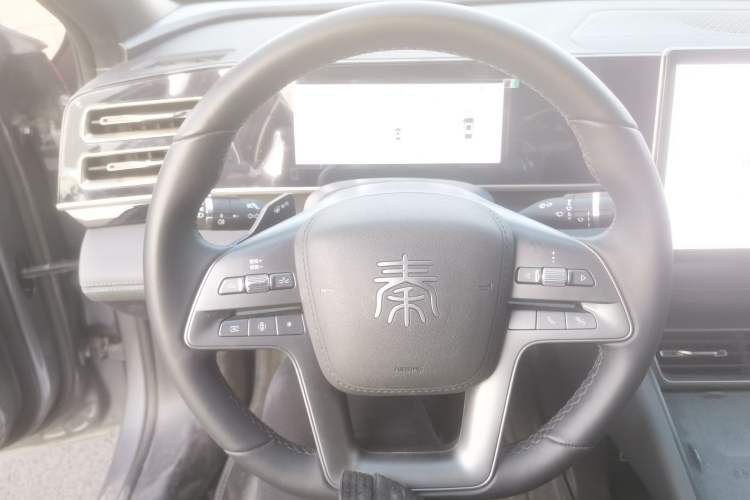 Used BYD Qin L 2025 DM-i Smart Drive 120KM Superior Model Steering Wheel