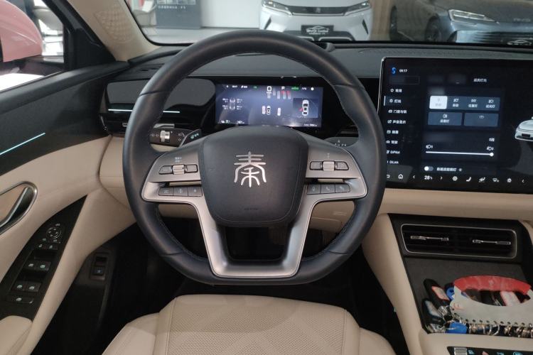 Used BYD Qin L 2025 EV 545KM Excellence Edition Steering Wheel