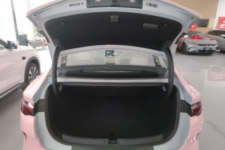 Used BYD Qin L 2025 EV 545KM Excellence Edition Trunk