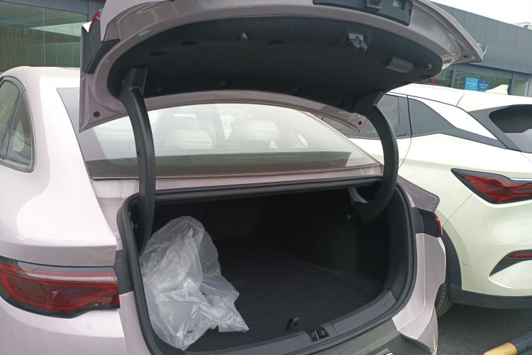 Used BYD Qin L 2025 EV 545KM Cloud Suspension Edition Trunk