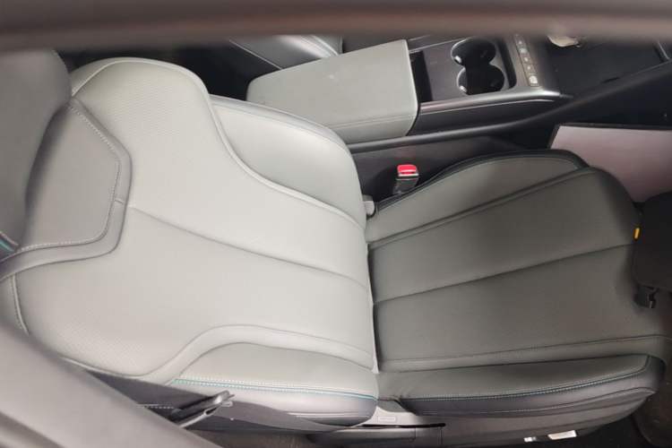 Used BYD Qin L 2025 EV 545KM Beyond Version Right Front Seat