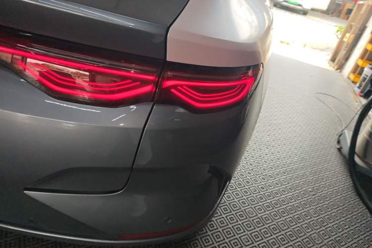 Used BYD Qin L 2025 EV 545KM Beyond Version Right Rear Taillight