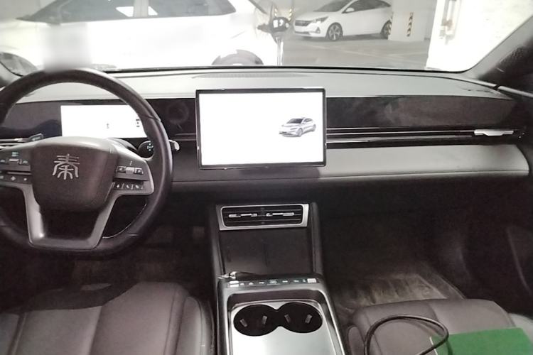 Used BYD Qin L 2025 EV 545KM Beyond Version Center Console