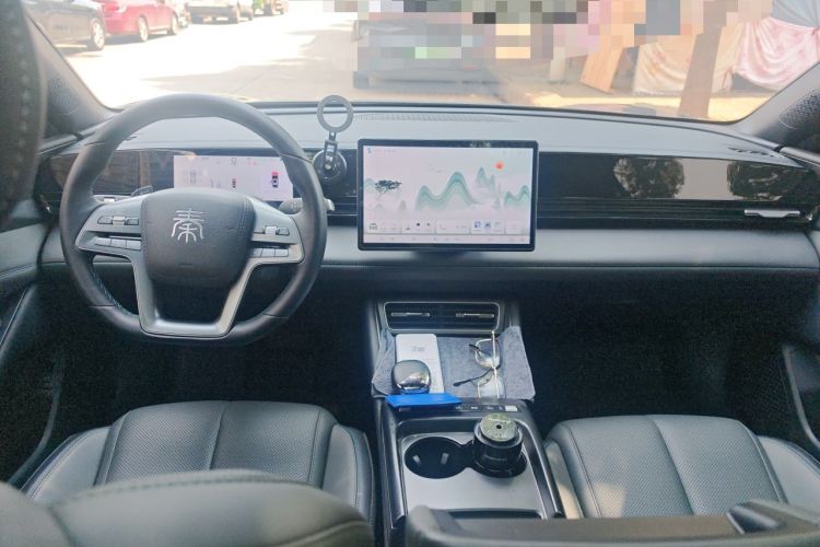 Used BYD Qin L 2025 EV 545KM Beyond Version Center Console