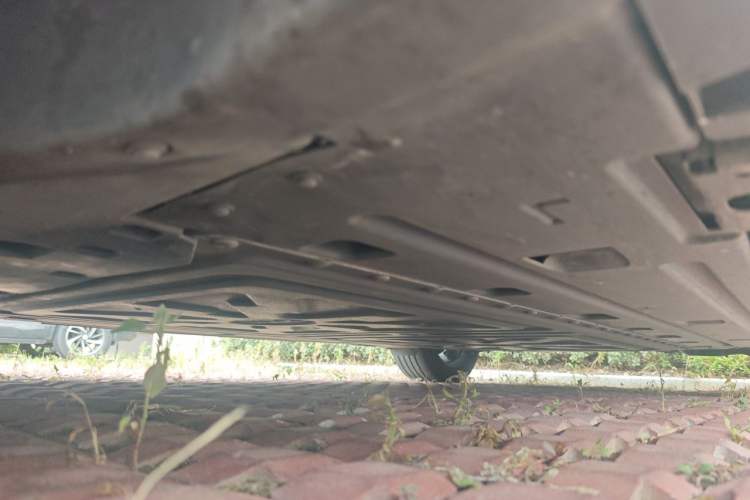 Used BYD Qin L 2025 EV 545KM Beyond Version Chassis Front Left