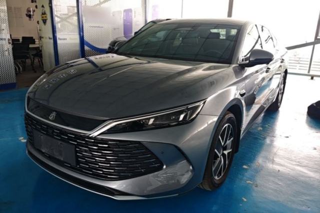 Used BYD Qin L 2025 DM-i Smart Drive 120KM Superior Model