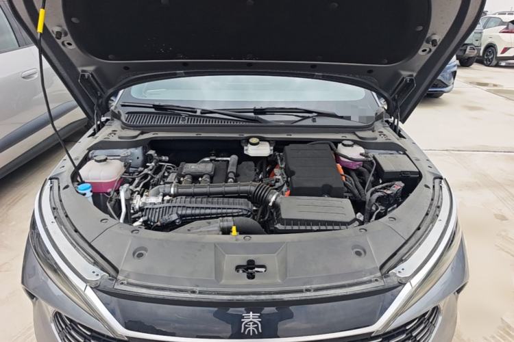 Used BYD Qin L 2025 DM-i Smart Drive 120KM Leading Model Engine Bay