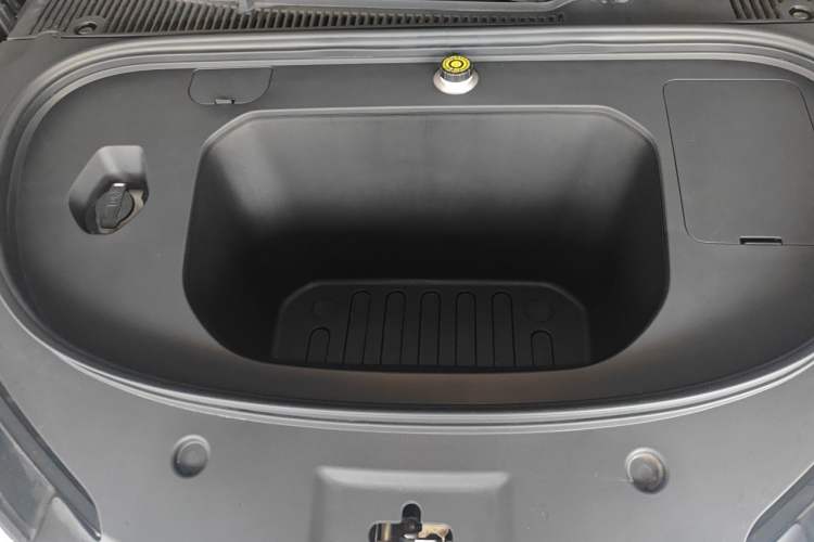 Used BYD Qin L 2025 EV 545KM Beyond Version Engine Bay