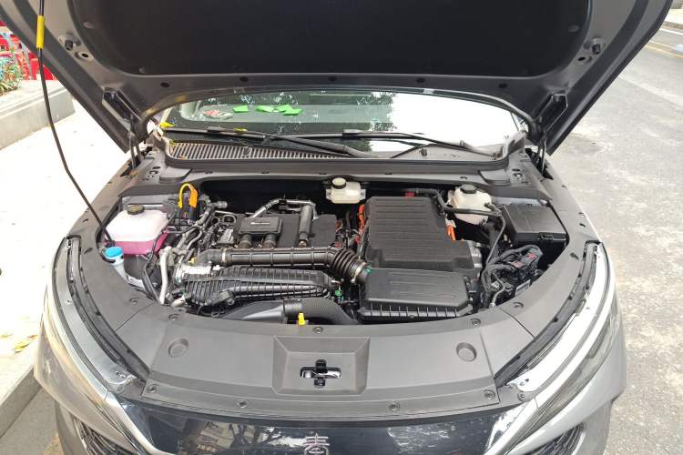 Used BYD Qin L 2025 DM-i Smart Drive 80KM Leading Model Engine Bay