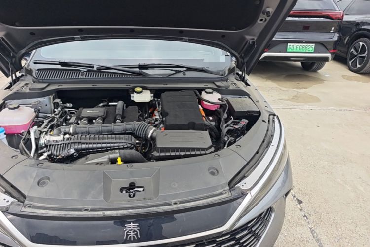 Used BYD Qin L 2025 DM-i Smart Drive 120KM Superior Model Engine Bay Left