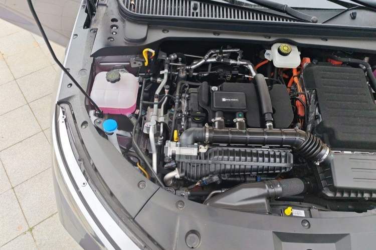 Used BYD Qin L 2025 DM-i Smart Drive 80KM Leading Model Engine Bay Right