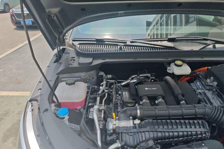 Used BYD Qin L 2025 DM-i Smart Drive 120KM Leading Model Engine Bay Right