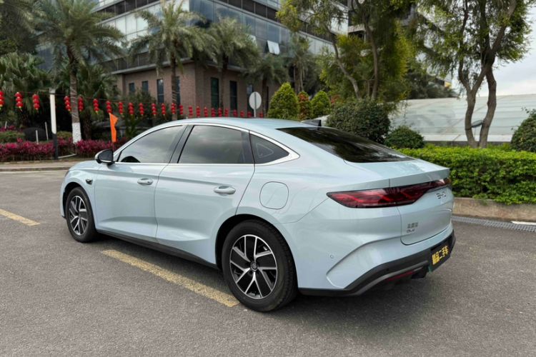 Used BYD Qin L 2025 DM-i Smart Drive 120KM Superior Model Exterior 10