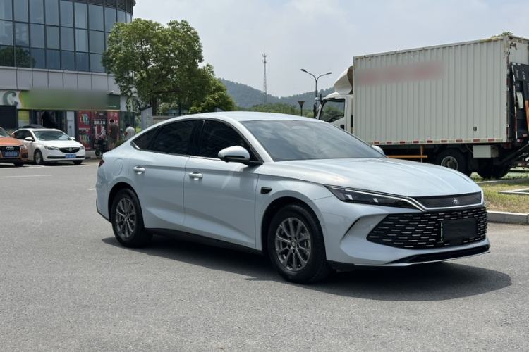 Used BYD Qin L 2025 DM-i Smart Drive 80KM Leading Model Exterior 2