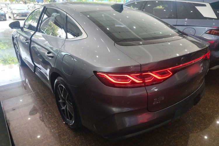 Used BYD Qin L 2025 DM-i Smart Drive 120KM Leading Model Exterior 2