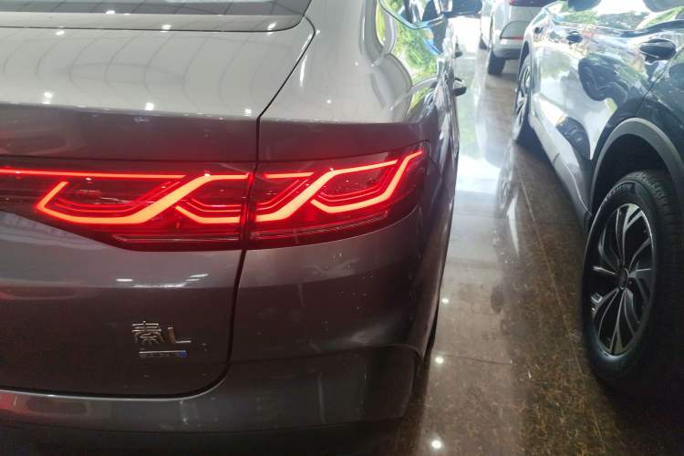 Used BYD Qin L 2025 DM-i Smart Drive 120KM Leading Model Exterior 3
