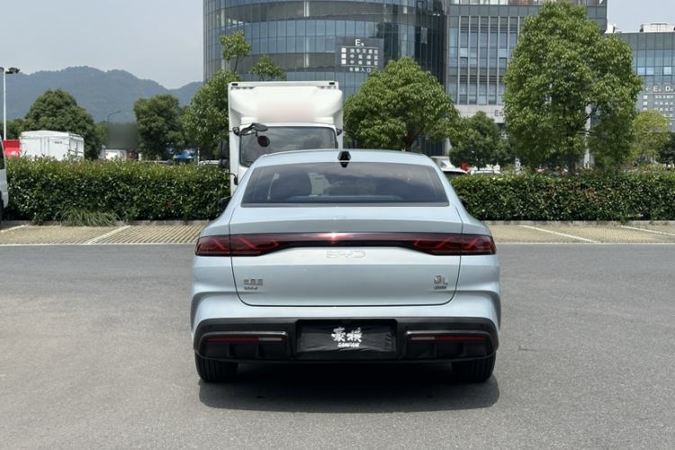 Used BYD Qin L 2025 DM-i Smart Drive 80KM Leading Model Exterior 4