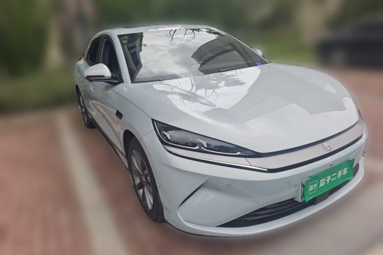 Used BYD Qin L 2025 EV 545KM Beyond Version Front Right 45 Deg
