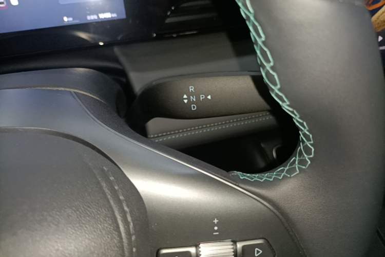 Used BYD Qin L 2025 EV 545KM Beyond Version Gear Lever