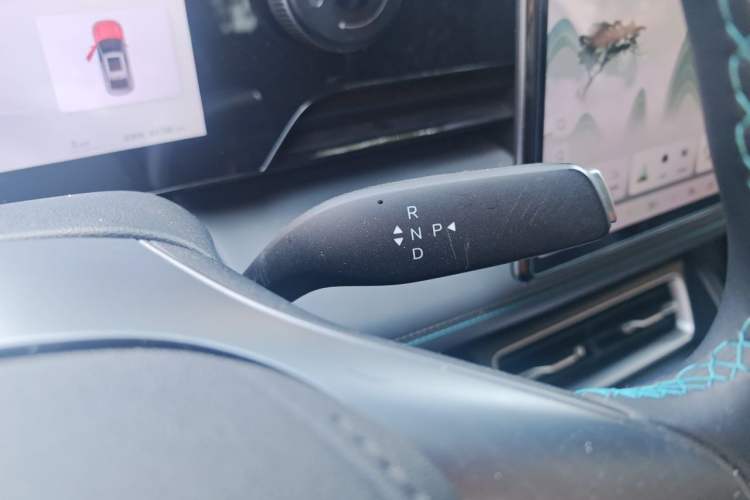 Used BYD Qin L 2025 EV 545KM Beyond Version Gear Lever