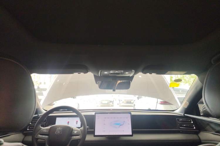 Used BYD Qin L 2025 DM-i Smart Drive 120KM Leading Model Headliner