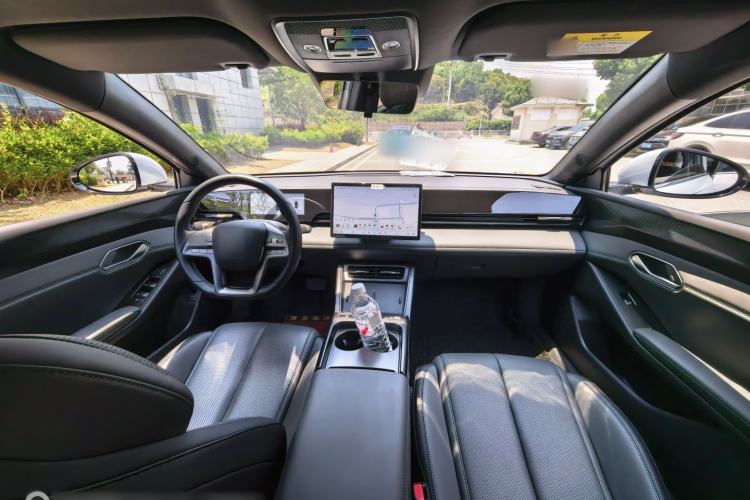 Used BYD Qin L 2025 EV 470KM Leading Edition Interior 1