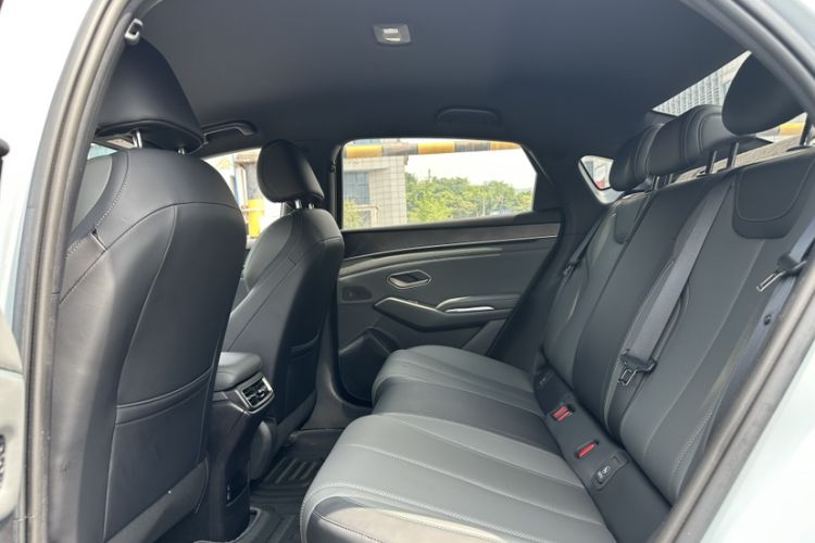 Used BYD Qin L 2025 DM-i Smart Drive 80KM Leading Model Interior 3