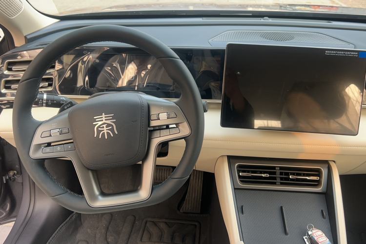 Used BYD Qin L 2025 DM-i Smart Drive 80KM Leading Model Interior 5