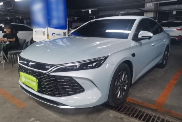Used BYD Qin L 2025 DM-i Smart Drive 80KM Leading Model