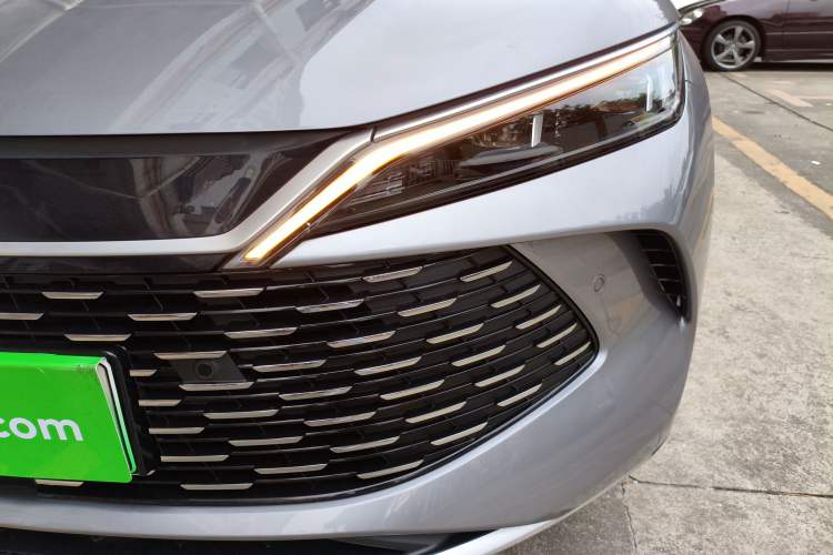 Used BYD Qin L 2025 DM-i Smart Drive 120KM Leading Model Left Front Headlight