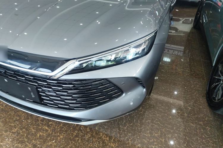 Used BYD Qin L 2025 DM-i Smart Drive 120KM Leading Model Left Front Headlight
