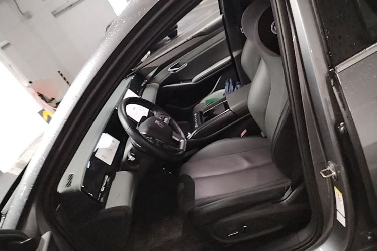 Used BYD Qin L 2025 EV 545KM Beyond Version Left Front Seat