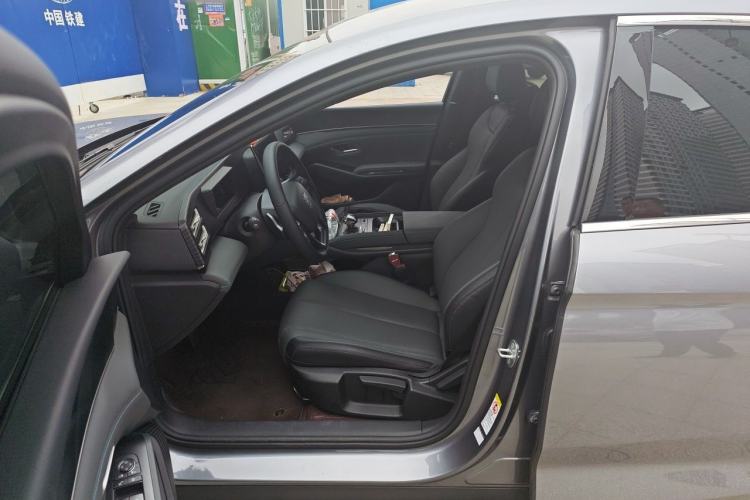 Used BYD Qin L 2025 DM-i Smart Drive 80KM Leading Model Left Front Seat