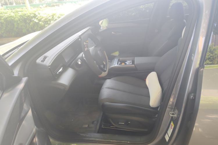 Used BYD Qin L 2025 EV 545KM Cloud Suspension Edition Left Front Seat
