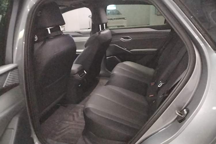 Used BYD Qin L 2025 EV 545KM Beyond Version Left Rear Seat