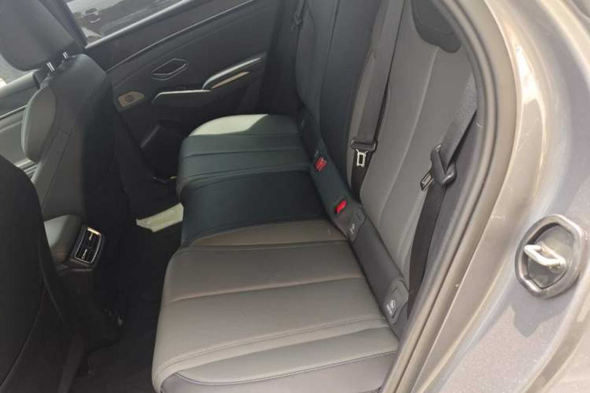 Used BYD Qin L 2025 DM-i Smart Drive 120KM Leading Model Left Rear Seat