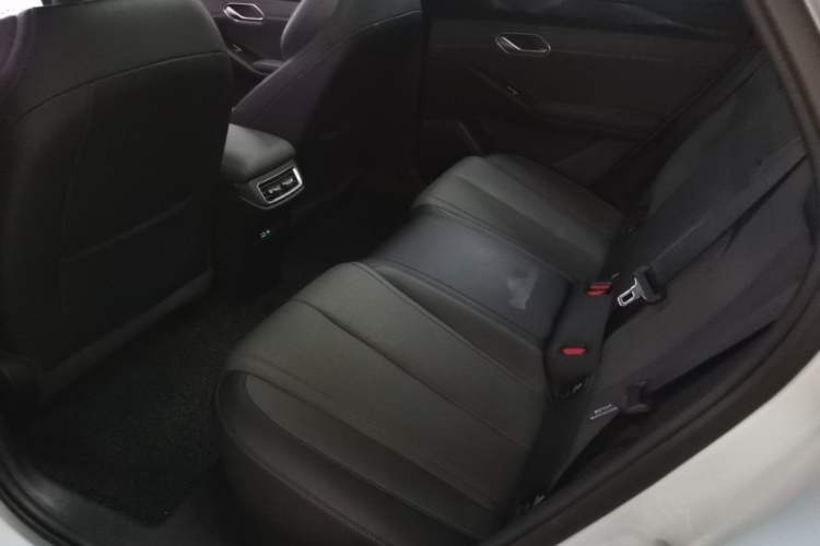 Used BYD Qin L 2025 EV 470KM Leading Edition Left Rear Seat