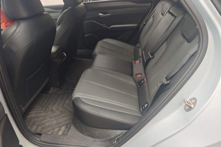 Used BYD Qin L 2025 EV 545KM Beyond Version Left Rear Seat