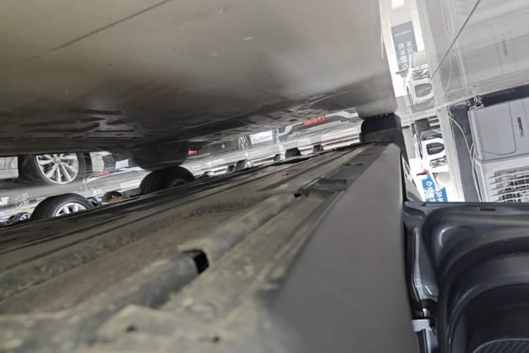 Used BYD Qin L 2025 DM-i Smart Drive 80KM Leading Model Left Side Sill